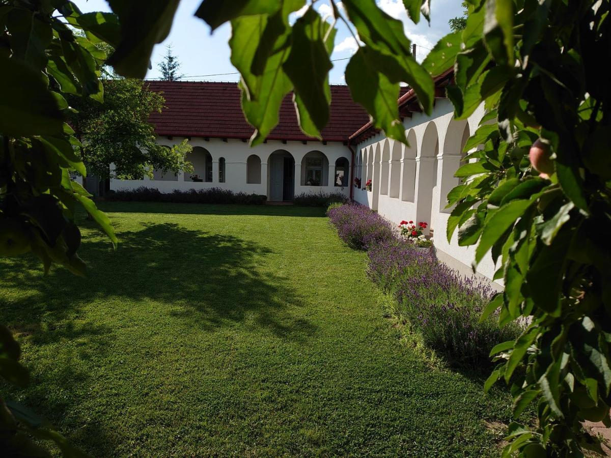Bakta Haz Hotel Egerbakta Exterior foto