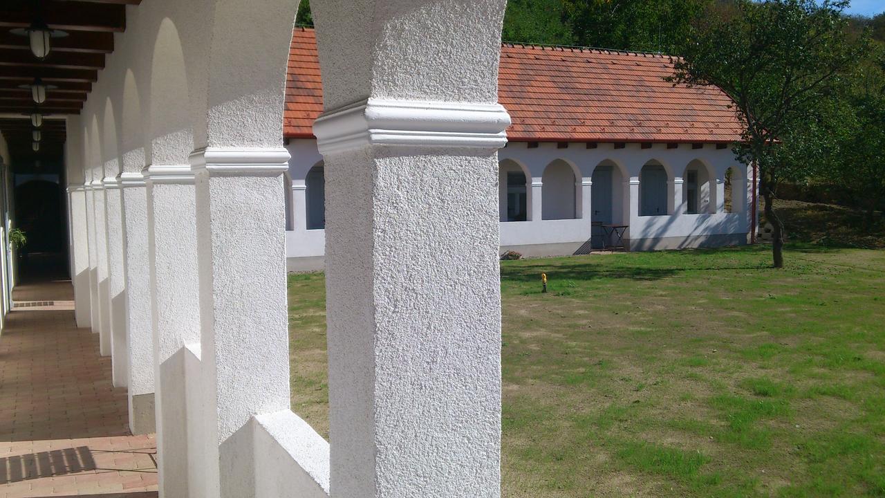 Bakta Haz Hotel Egerbakta Exterior foto